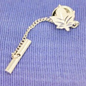 Vintage Sterling Silver Maple Leaf Canadian Tie Tack Pin Signed